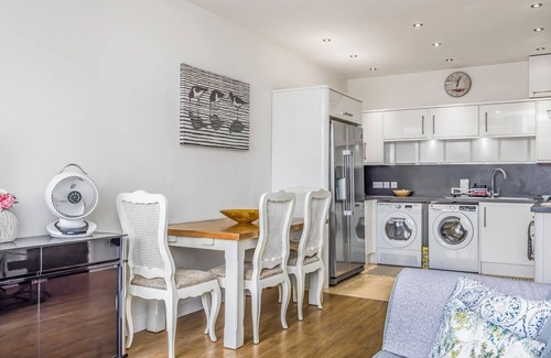 Gosport Apartment | Spinnaker View Apartment | Pass The Keys
