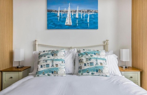 Gosport Apartment | Spinnaker View Apartment