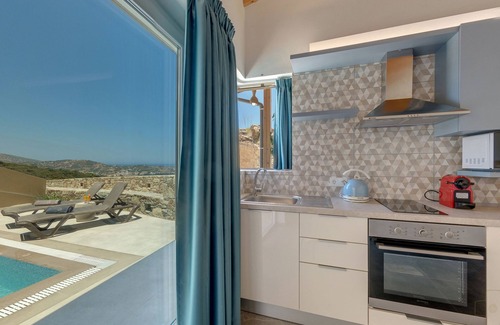 Agia Pelagia Hotel | Spiros Soula Thematic Suites