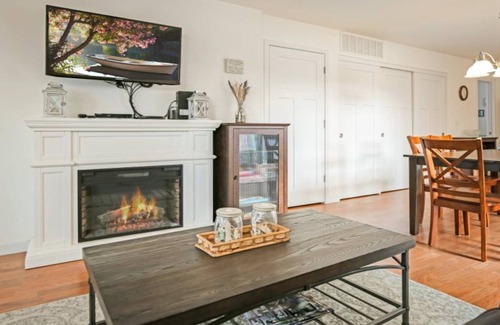 Ottawa House | Splash Haven | 2 Bed, 2.5 Bath
