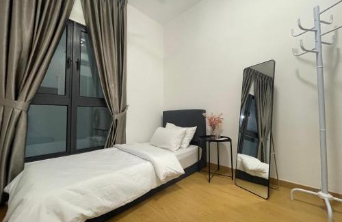 Kuala Langat District Apartment | Splash Mania Mayabay Residences 3 Bedroom Aydan Home