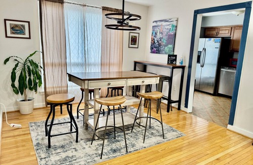 Aspen Hill Condo | Splendid 2bed 2bath condo in Silver Spring with free Parking laundry and AC WiFi