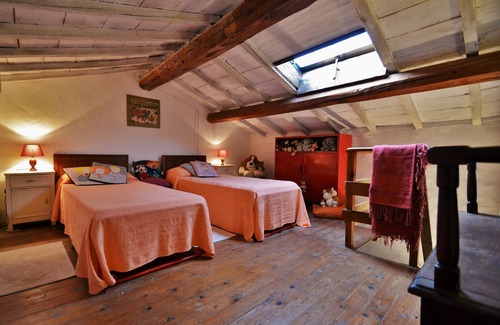 Cetona Villa | Splendid countryhouse 8-10 people with private pool in typical Tuscan style