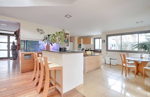 Le Parc Saint-Maur House | Splendid house in Saint-Maur-des-Fossés - Welkeys