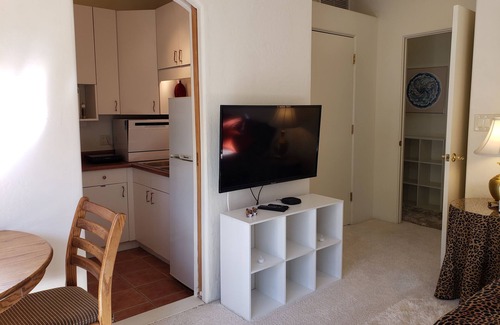 West Sedona Apartment | Splendid Studio- Red Rock View!