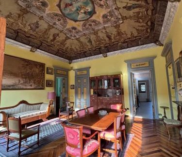 Historic Centre Apartment | Splendido Appartamento XVIII Secolo