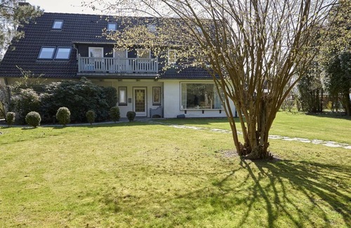 Bad St. Peter-Ording Apartment | SPO Apartment 2 - House by the forest