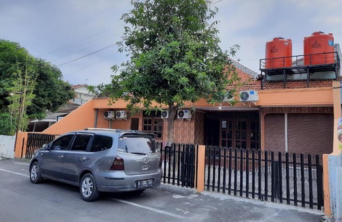 Semarang Hotel | SPOT ON 2683 Cempedak Residence