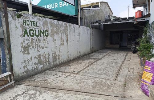 Demak Hotel | SPOT ON 94177 Dian Asih Rooms