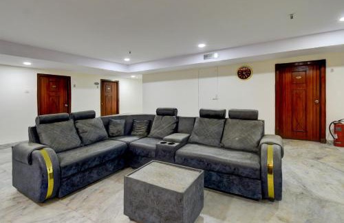 Secunderabad Hotel | SPOT ON Surya Luxury Rooms