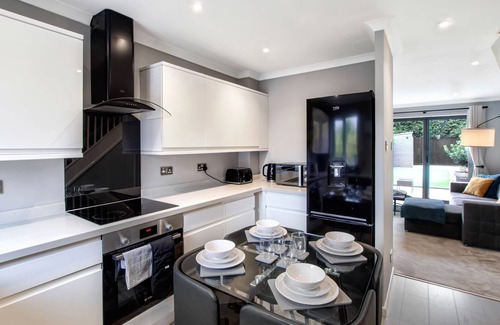 Stevenage House | Spotless Two-Bedroom Home with Garden and Parking