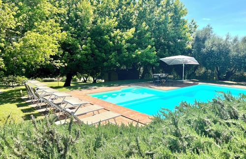 Monterubbiano House | Sprawling Italian villa with pool and gardens minutes to the Adriatic Sea.