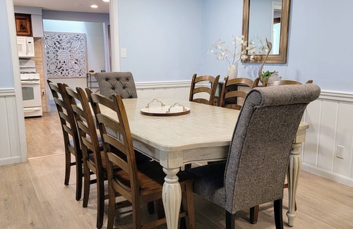 Montague House | Sprawling Lake Retreat on White Lake! Private SettingnLoaded w/extra amenities