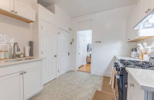 Hoboken Apartment | Spring 25% Discount is here, 1King bed, Near NYC