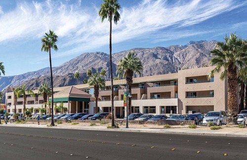 Old Las Palmas Resort | Spring Break at WorldMark Palm Springs Resort March 23-30, 2024 - 1bd/ba, Slps 4