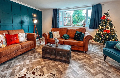 Bonsall Cottage | Spring Cottage Sleeps 6 pet friendly