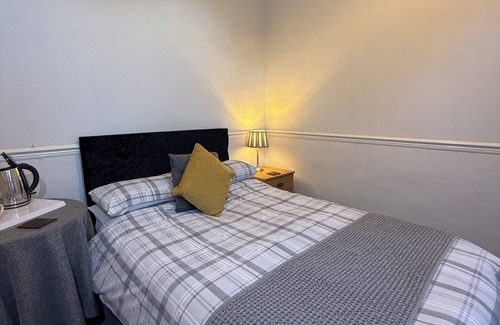 Gosport House | Spring Garden B&B