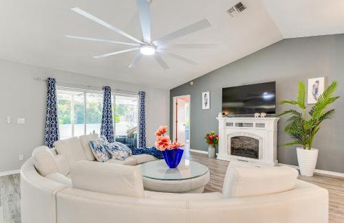 Spring Hill House | Spring Hill Home Private Pool, 9 Mi to Beach!