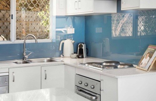 North Beach Apartment | *Spring Special*Ocean Sunsets @ North Beach!