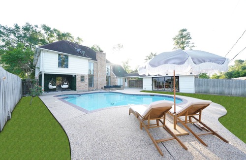 Klein House | Spring TX Home w/Heated Pool, Hot Tub, Game Room, Movie Room – Near Houston