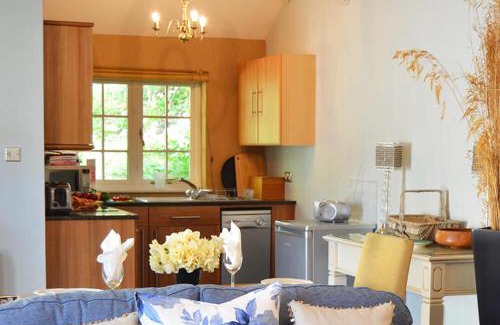 Helston House | Spring Water Barn