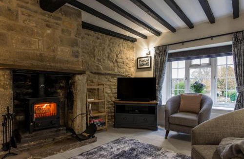 Snowshill Village House | Springhill Cottage
