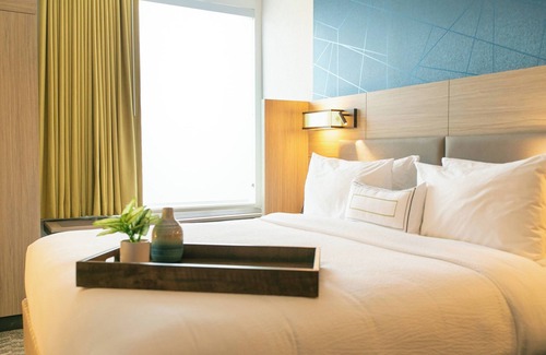 South Bend Hotel | SpringHill Suites by Marriott South Bend Notre Dame Area