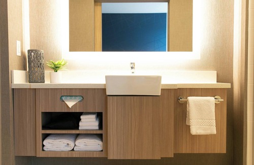 South Bend Hotel | SpringHill Suites by Marriott South Bend Notre Dame Area