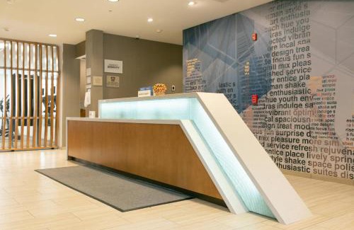 South Bend Hotel | SpringHill Suites by Marriott South Bend Notre Dame Area