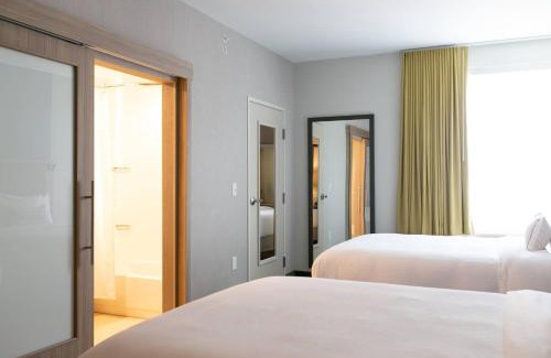 South Bend Hotel | SpringHill Suites by Marriott South Bend Notre Dame Area