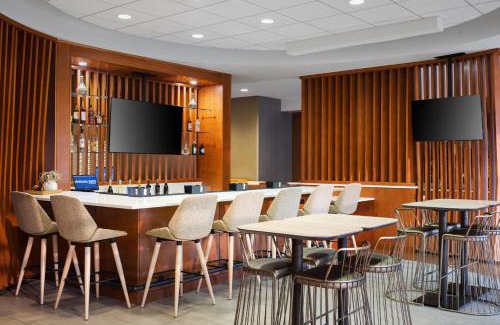 Mount Lebanon Hotel | SpringHill Suites by Marriott Pittsburgh Mt. Lebanon