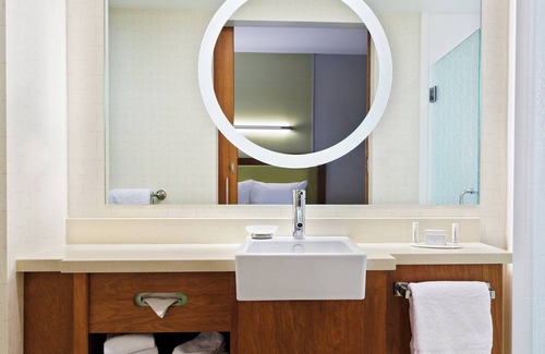 Ferry Pass Hotel | SpringHill Suites Pensacola