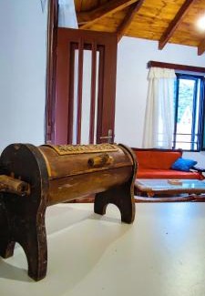 Argyroupoli House | Square House