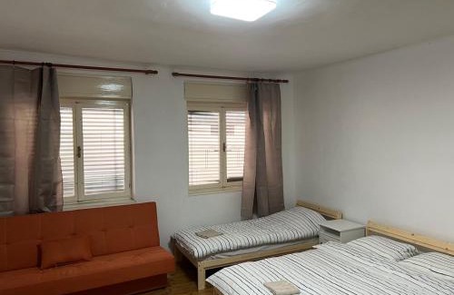 Sremski Karlovci House | Sremski Karlovci Center Homestay