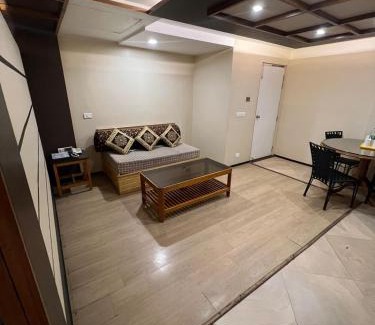 Palayankottai Hotel | Sri Janakiram Hotels