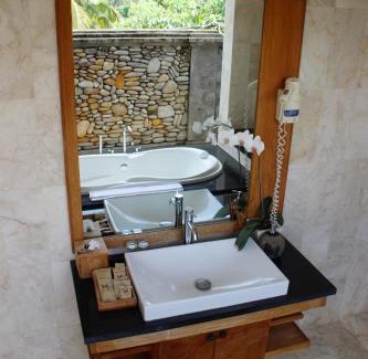 Penestanan Hotel | Sri Ratih Cottages, CHSE Certified