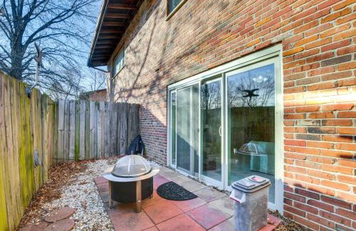 Airport Township House | St Ann Townhome Less Than 1 Mi to International Airport!