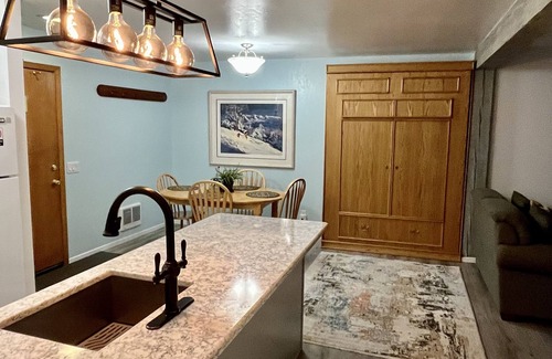 Mammoth Lakes Condo | St Anton Condos #39 (1-Bedroom) with Pool by RedAwning