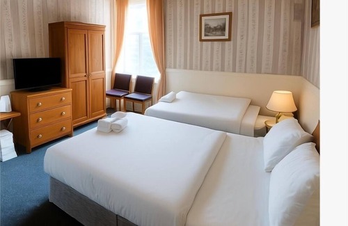 South Shore Hotel | St Elmo Hotel
