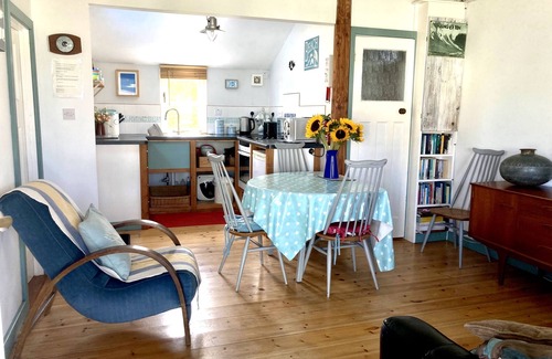 Hayle Ski Chalet | St Ives Bay. Self Catering traditional Beach Chalet. Sleeps 4. Close to beach!