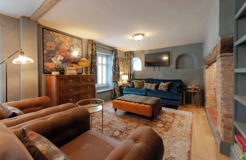 Milton Abbas Cottage | St James Cottage – Luxurious Dorset Escape in Idyllic Milton Abbas