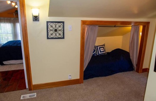 St. Joseph House | St. Joe Corner Cottage, 3 bed 1.5 bath in Midtown