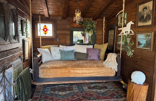 Los Alamos House | St Joe’s Heritage House Los Alamos, CA - Sleeps 10 with AC & Wifi