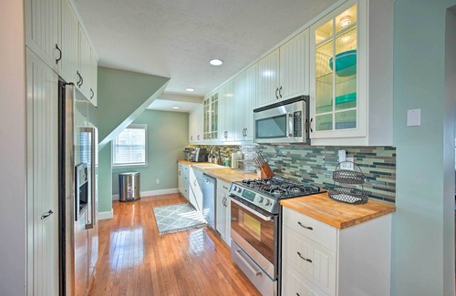 Saint Joseph House | St Joseph Family Home < 1 Mi to Silver Beach