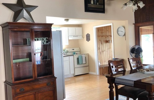 Fishers Landing Cottage | St. Lawrence Riverfront Cottage with Private Dock