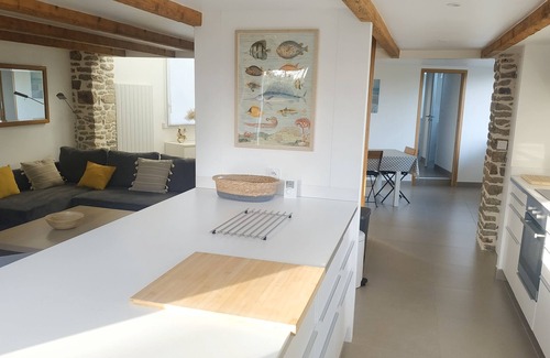 Saint-Nazaire House | St-Marc-sur-Mer - Beautiful restored house 100m², contemporary interior