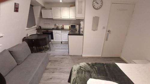 Kings Cross St. Pancras House | St Pancras Private Rooms