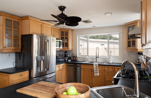 Disston Heights House | St Pete Beach: Heated Pool, Hot Tub, Professionally Designed: Permier Host!