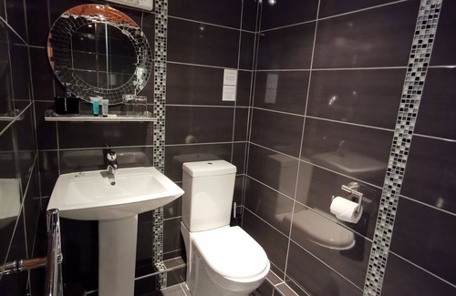 Innerleithen Hotel | St Ronans Hotel