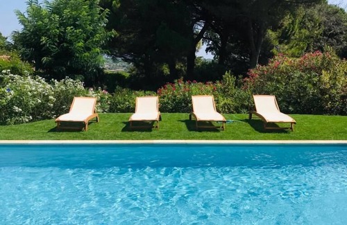 Saint-Tropez Villa | ST Tropez/Stunning villa, 5 minutes drive from Place des Lices and the beach